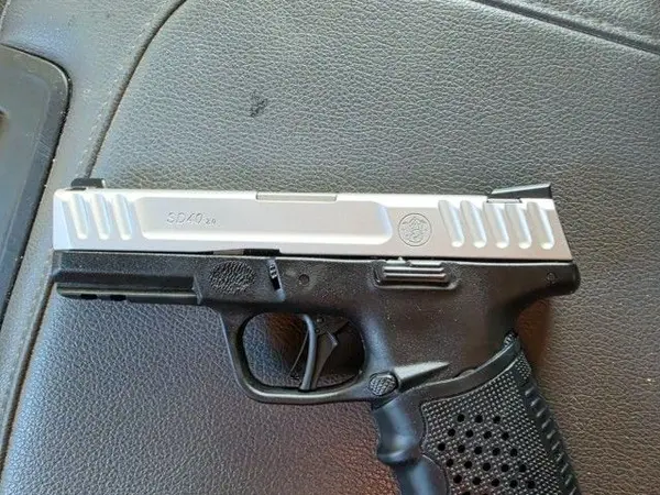 S&w sd40 2.0 with upgrades