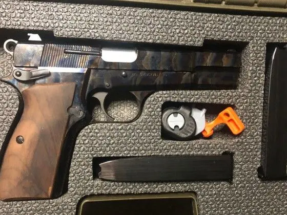 $600 INGLIS GP-35 HI-POWER 520-252-1194
