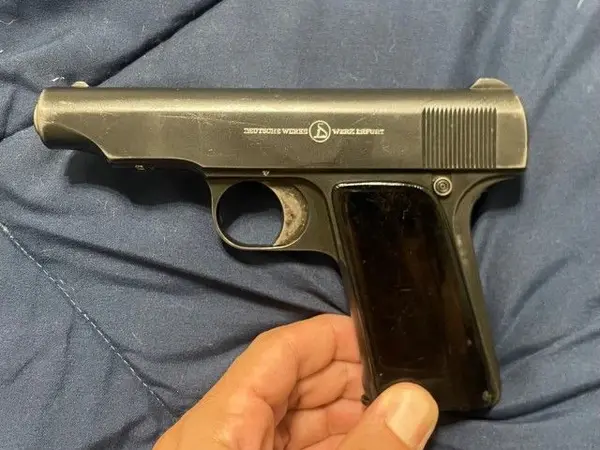 Deutsche Werke Ortgies Pistol