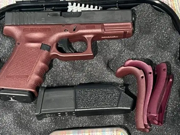 Glock 19 GEN4 Very Rare Cranberry
