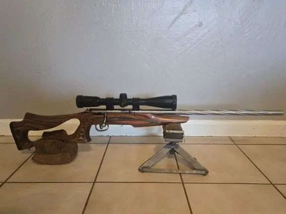 Savage Model 93R17 17HMR
