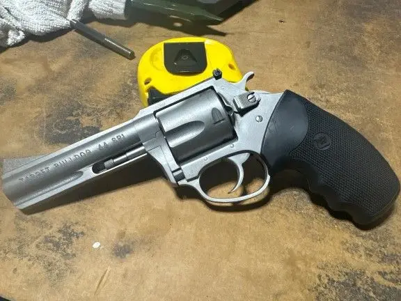 Charter Arms Target Bulldog 44 special 4” barrel