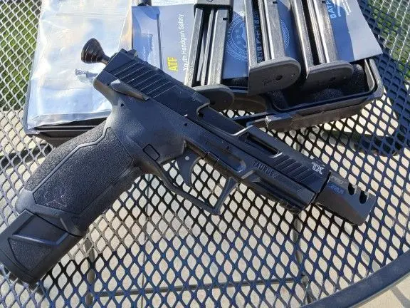 Taurus TX22 Toro