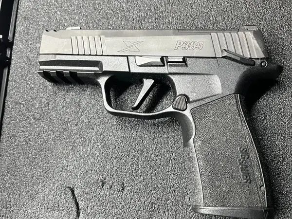SIG SAUER P365 XMACRO