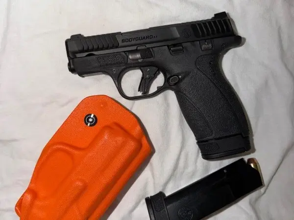 S&W bodyguard 2.0 .380 acp