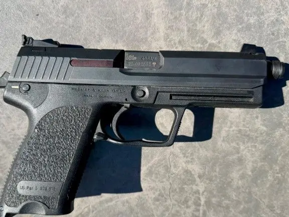 HK Heckler & Koch USP .40 Tactical - Like New with All Factory Accessories