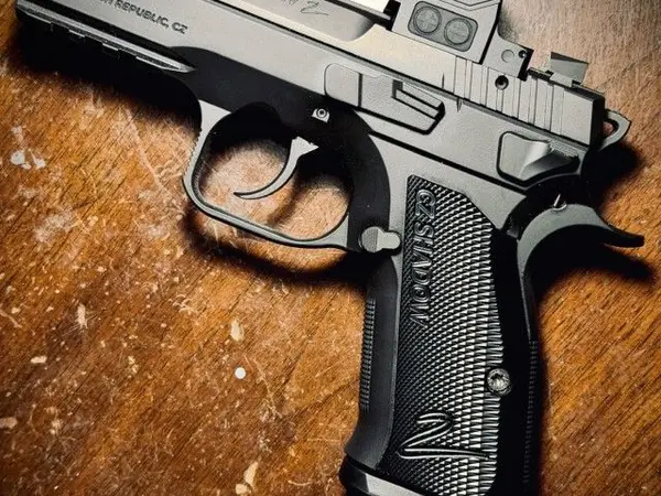 CZ SHADOW 2 CARRY with OPTIC