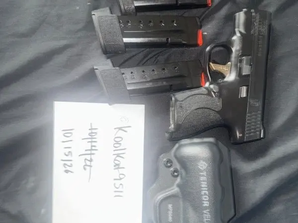 Smith& Wesson shield plus