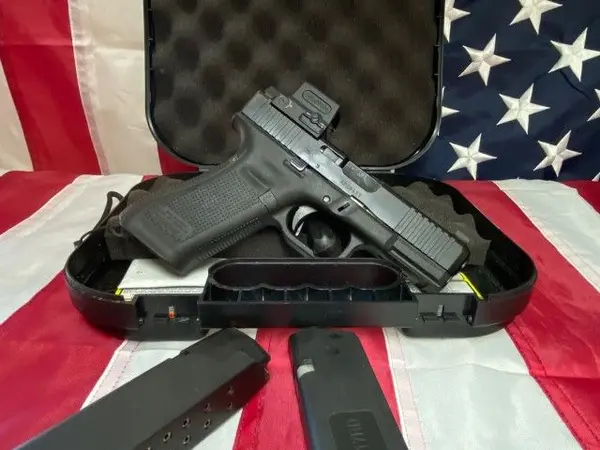 Glock 45 and 9 mm holosun optic