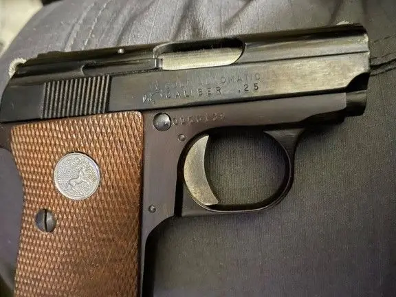 Colt Junior 25 acp