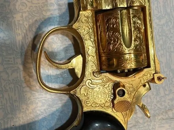 Gold plated smith&wesson 357
