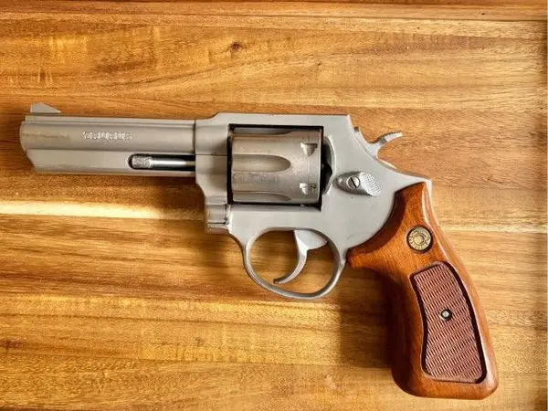 Taurus 82S