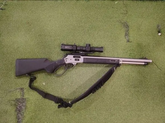 Smith and Wesson 1854 Lever Action 44 Mag with Vortex 1-6 LPVO and Sling