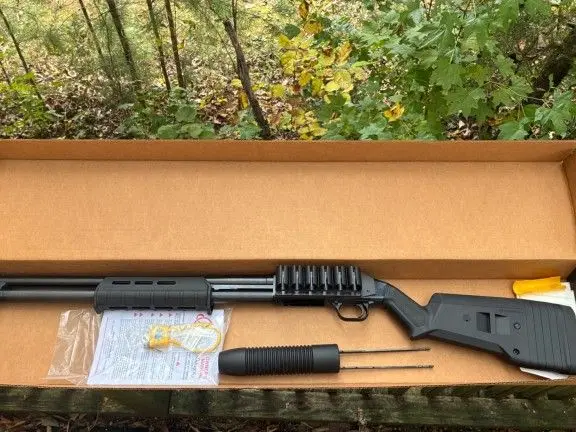 Mossberg 88 Maverick 12 Gauge Shotgun w/ammo