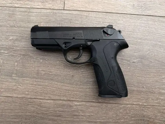 Beretta PX4 storm- 9mm