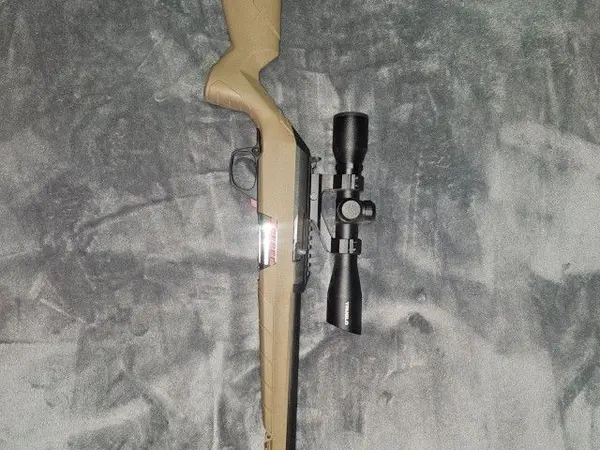 Winchester Wildcat 22 .22LR – FDE Threaded Barrel with TruGlo Scope