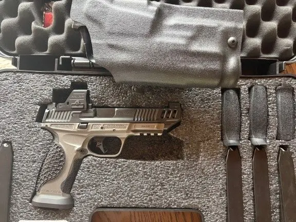 Smith M&P Competitor Ported