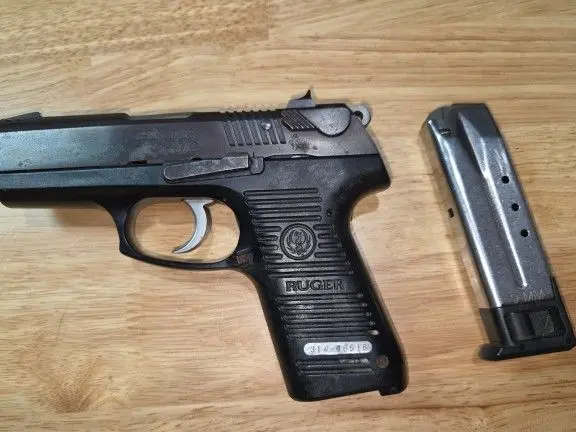 Ruger P95DC 9mm w. 1 mag.