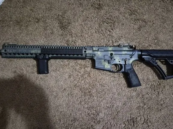Daniel Defense DDM4V9 Limited Edition