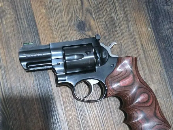 Ruger GP100 Talo Edition Carry