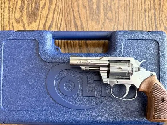 Colt Viper 3” revolver