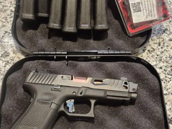Gucci Glock 19 Gen 5 done right