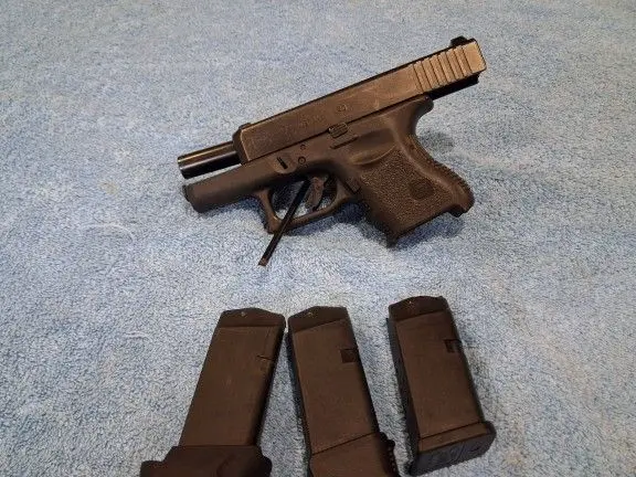 Glock 27 .40 cal