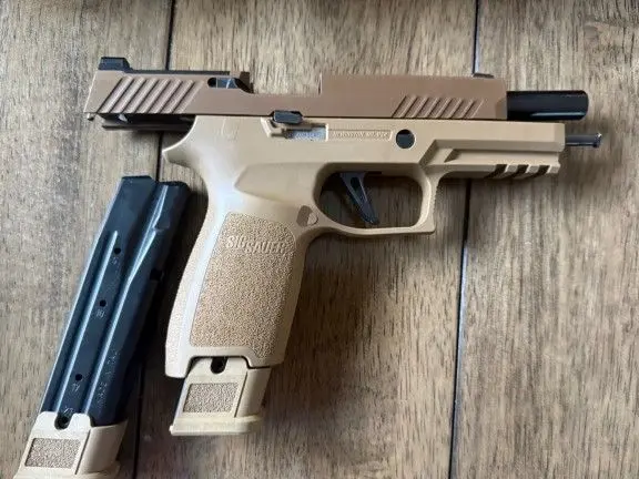 Sig Sauer M17 9mm
