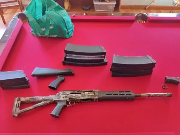 12 gauge simi auto shotgun