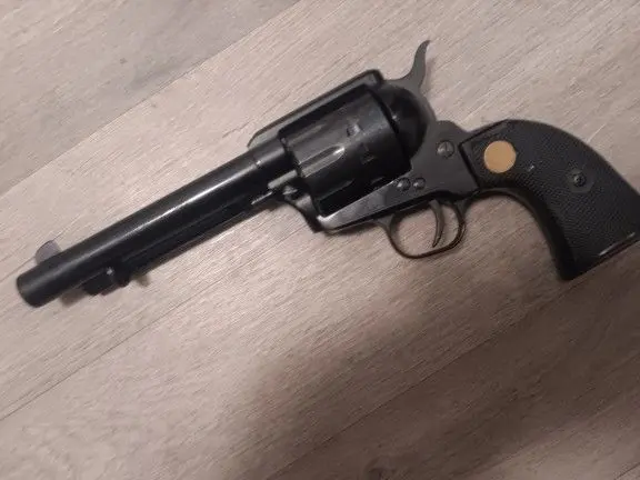 Chiappa 22-10 22lr Single action 10 shot