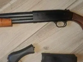 Mossberg 590 SBS short Barreled Shotgun 12 gauge wood