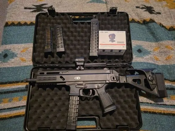 Stribog SP9A1 with Holosun SCRS.