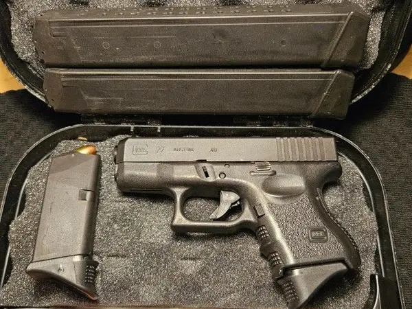 Glock 27 w/mags and ammo