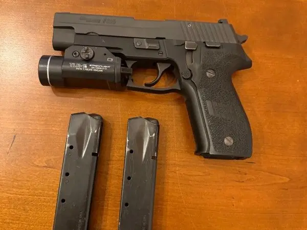 Sig Sauer P226, 9MM with Streamlight TLR-1s