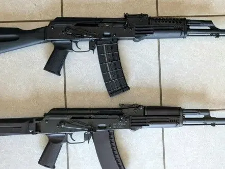 AK-101 & AK74