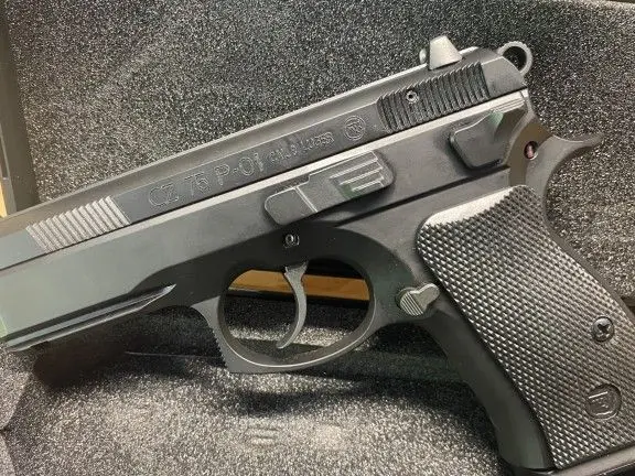 CZ P01