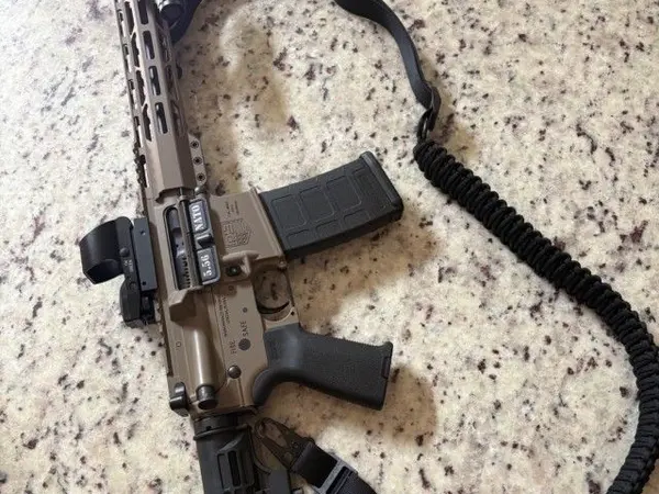 DB15 AR15 DiamondBack Rifle With Accessories