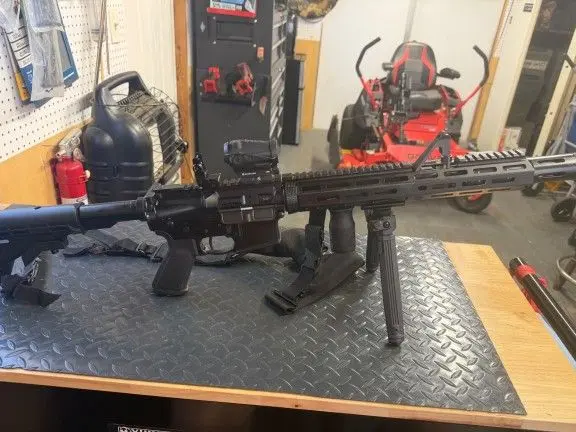 Ruger AR 556 w/ Acc and FRT TRIGGER
