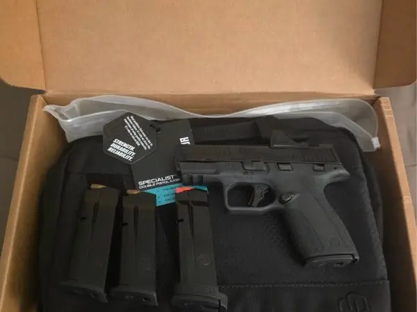 Smith and wesson m&p shield X 9mm