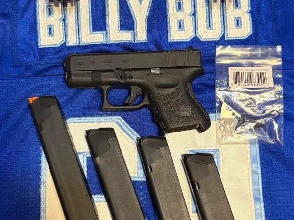 LNIB Glock 26 FRT Package