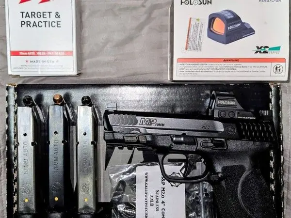S&W MP 2.0 10mm Compact with Holosun 407cx2 Green Dot