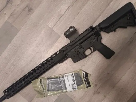 Radical Firearms AR15