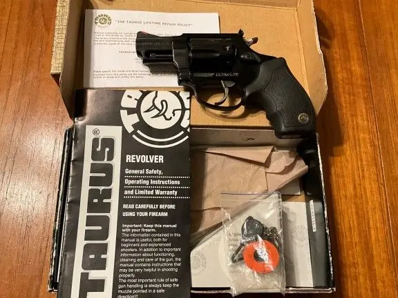 TAURUS MODEL 941 22 MAG 2INCH NIB