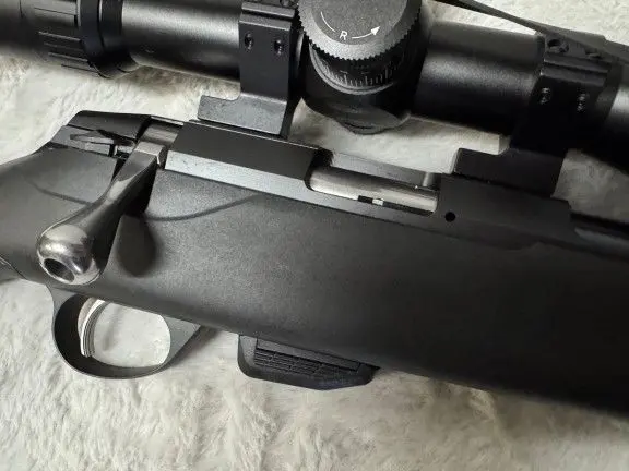 Tikka T1X 17 hmr Like New
