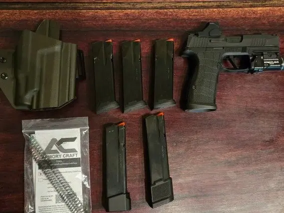 Custom SigP365XL Comp/AXG 9mm