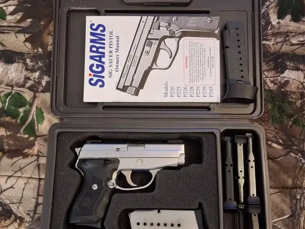 Sig Sauer P239 Nickel 9mm