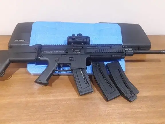 MK22 Scar Clone .22lr ISSC Rifle W/Red Dot 3mags