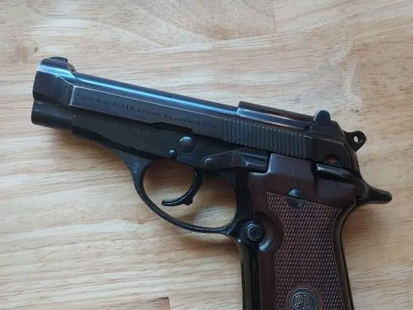 Beretta 84BB .380
