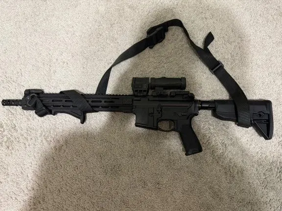 primary weapon mk114 mod 1 with optics (ar15)