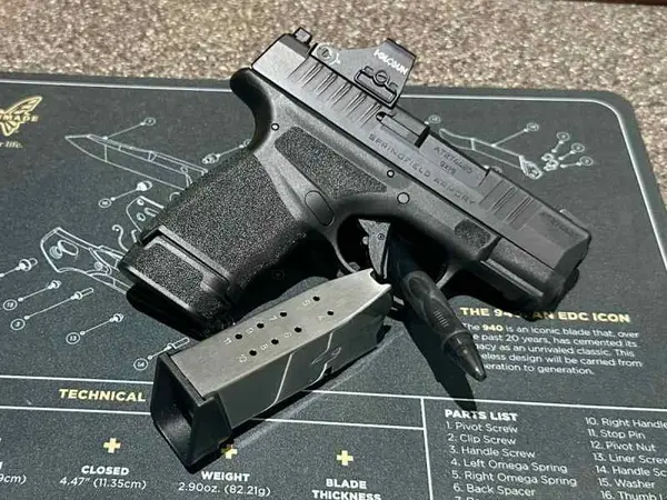 Hellcat wi th optic